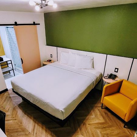 Hotel The Bell Vista Burbank Esterno foto